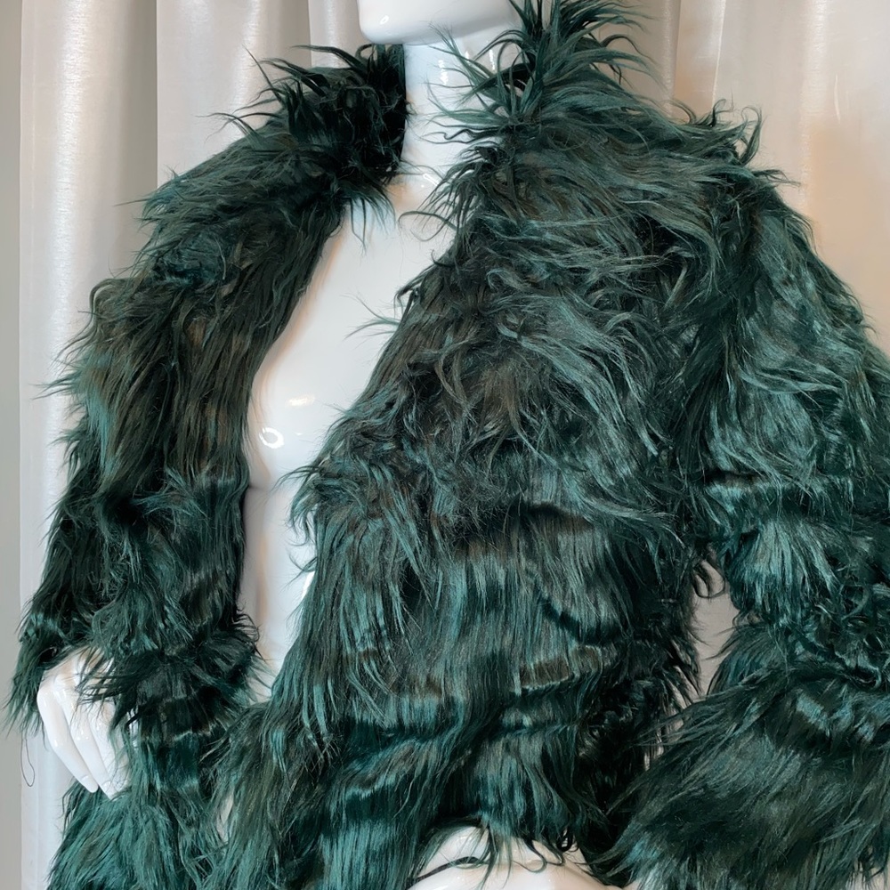 1 LARGE LEFT / SHAGGY FAUX FUR COAT - Picture 3 of 6